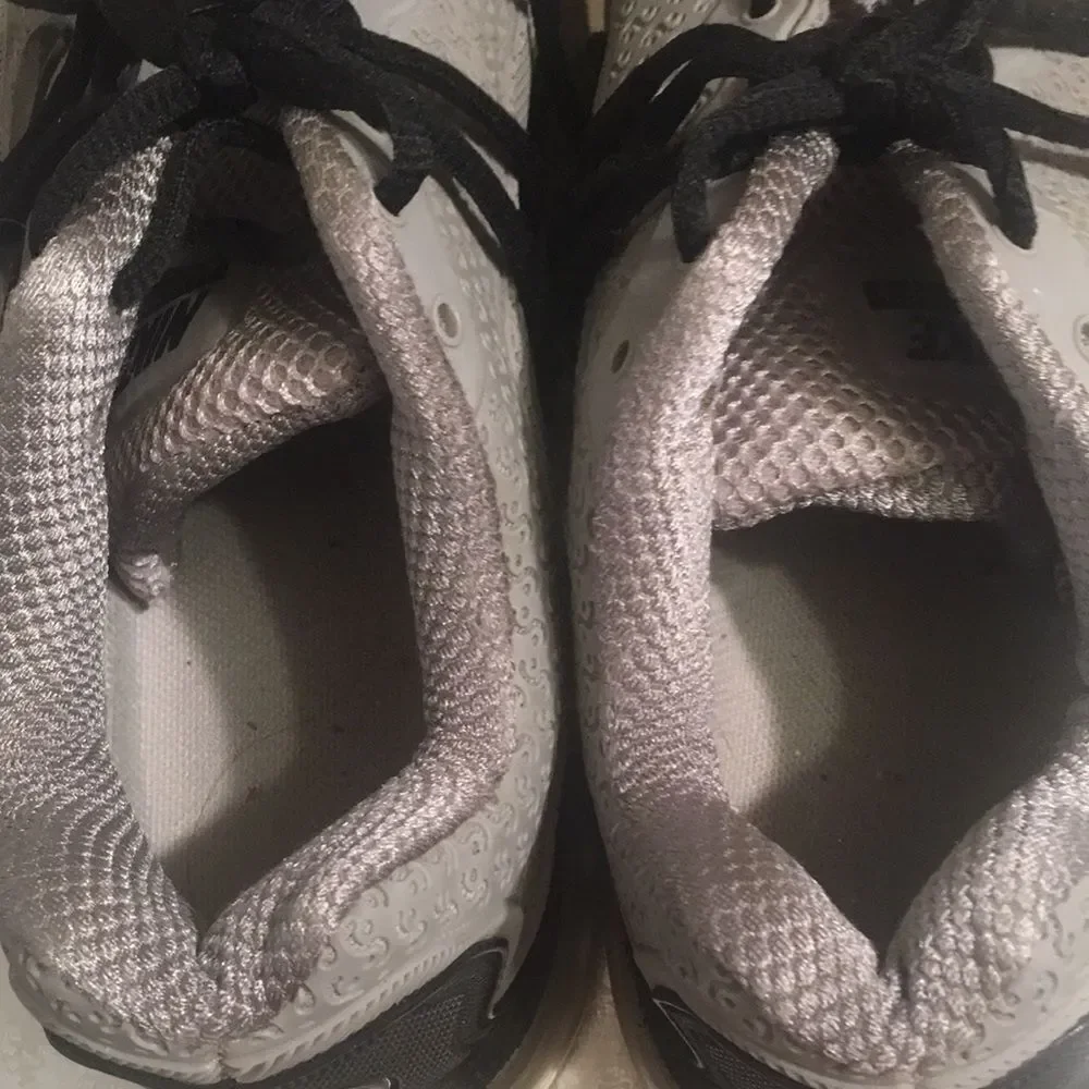 Nike comfortable gray